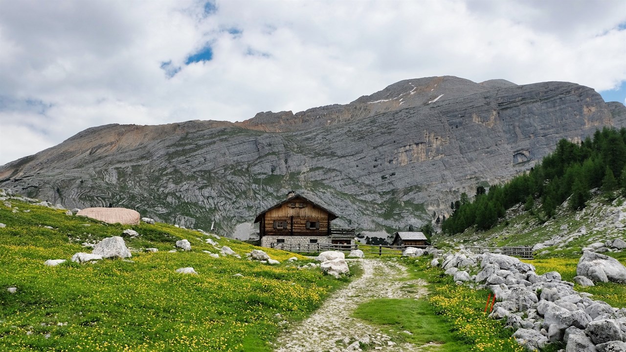 Alta Via Highlights – Walking Holidays Italy, 54% OFF